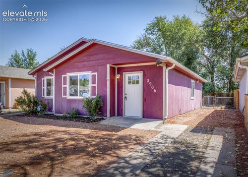 2906 Winnipeg St, Pueblo, CO, 81004-4240 | Card Image