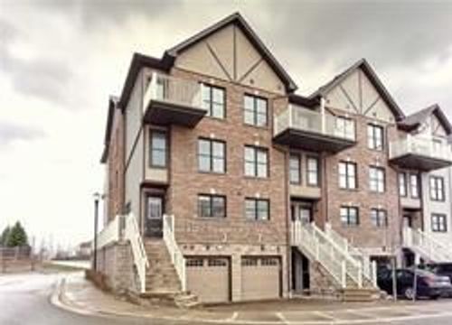 78-701 Homer Watson Blvd, Kitchener, ON, N2C0B5 | Card Image