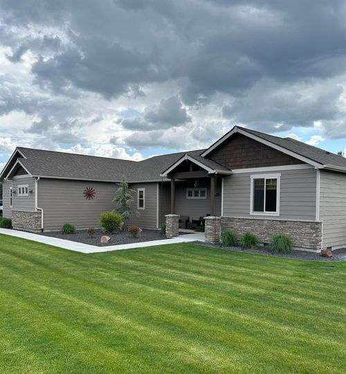 31914 N Zander Ln, Chattaroy, WA, 99003 | Card Image