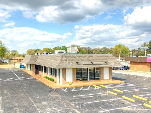 4750 Navy Rd, Millington, TN, 38053-1927 | Card Image