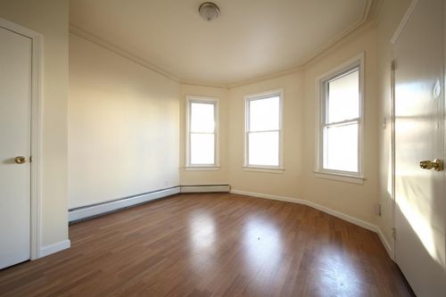 23 Dwight St, JC, Greenville, NJ, 07305 | Card Image