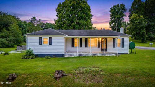 323 Booher Lane, Bristol, TN, 37620 | Card Image