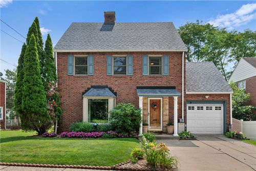 808 Catalpa St, New Kensington, PA, 15068-5322 | Card Image