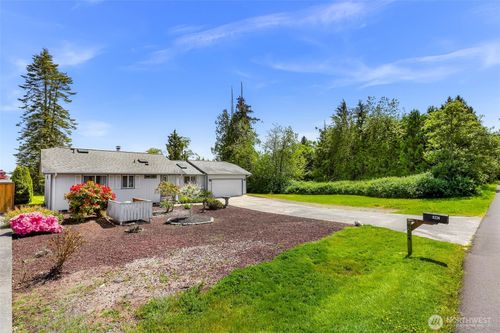 8224 Quinault Rd, Blaine, WA, 98230-9364 | Card Image