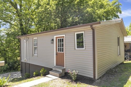 223 4th Ave E, Springfield, TN, 37172-2501 | Card Image