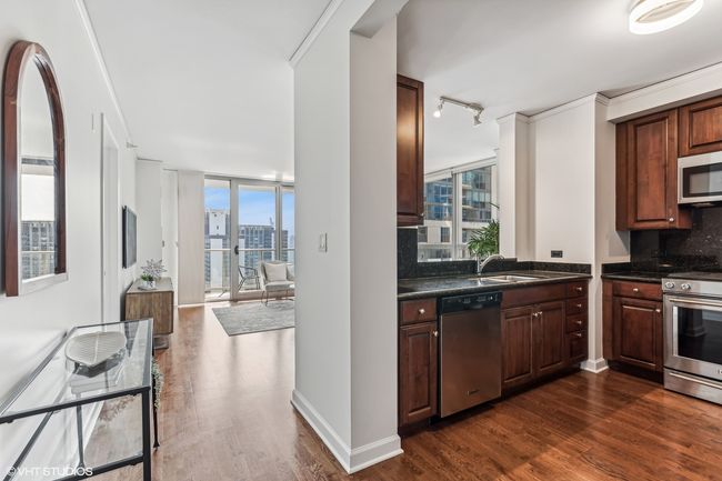 UNIT-2903 - 420 E Waterside Dr, Condo with 2 bedrooms, 2 bathrooms and 2 parking in CHICAGO IL | Image 9