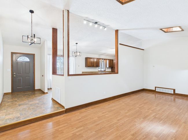 Entry leading to Living Room | Image 17