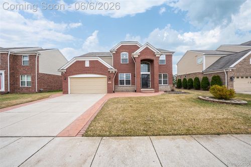 49184 Gracechurch Rd, Macomb, MI, 48044-1528 | Card Image