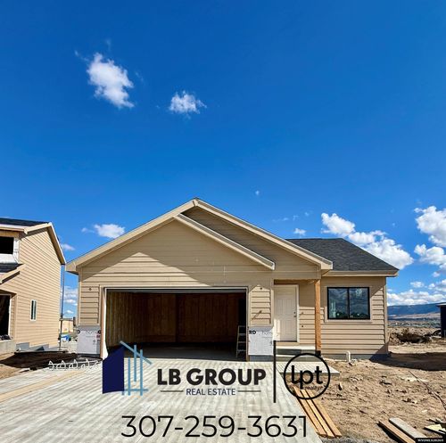 4558 Shale Cir, Mills, WY, 82644-5397 | Card Image