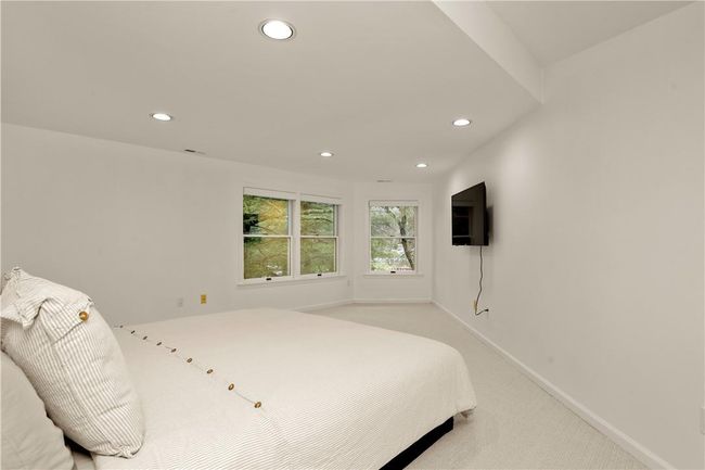 180 Bible St, House other with 4 bedrooms, 4 bathrooms and 2 parking in Cos Cob CT | Image 16
