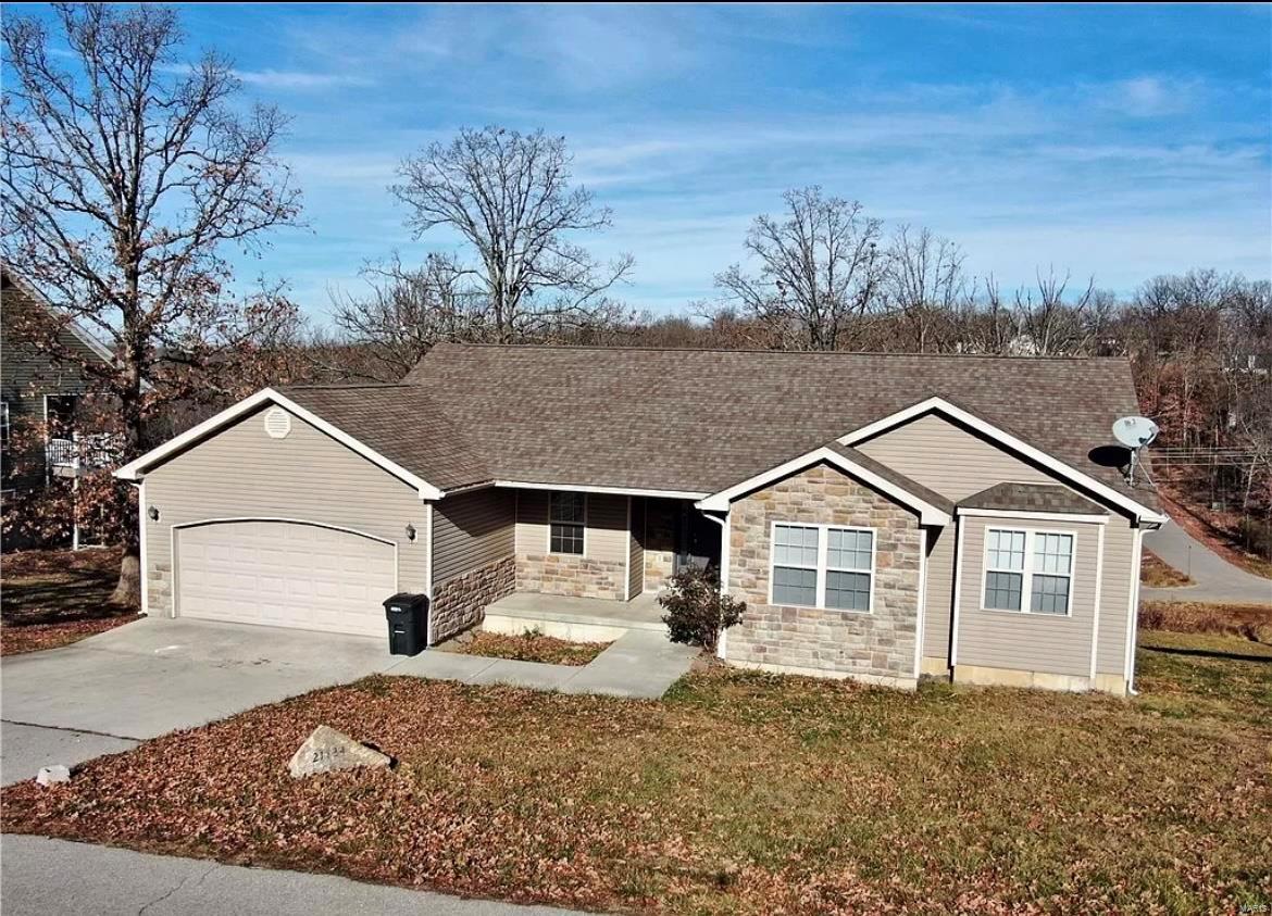 Leonard Ln, Waynesville, MO 65583