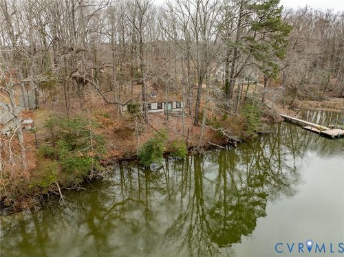598 Rocky Point Lndg, Cobbs Creek, VA, 23035-2168 | Card Image