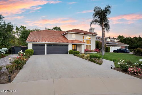29504 Woodbrook Dr, Agoura Hills, CA, 91301-4410 | Card Image