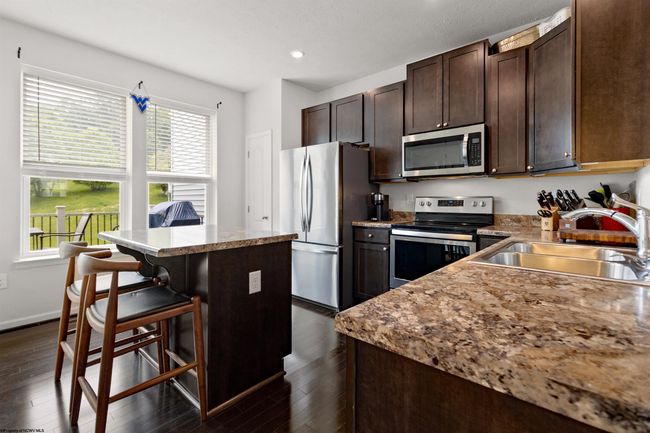 119 Inlet St, Townhouse with 3 bedrooms, 4 bathrooms and 2 parking in Morgantown WV | Image 4