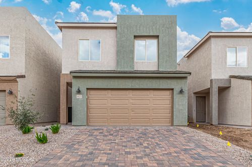 8821 N Sherry Cervi Way, Tucson, AZ, 85743 | Card Image