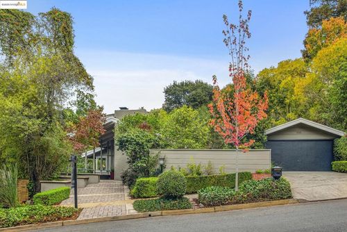 535 Hampton Rd, Piedmont, CA, 94611-3318 | Card Image