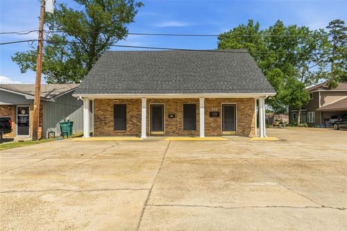 220 N Cities Service Highway, Sulphur, LA, 70663 | Card Image