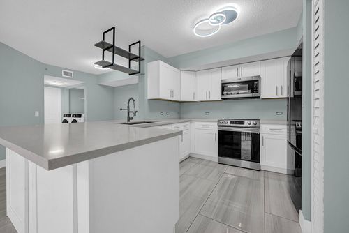 1010 Villa Cir, Boynton Beach, FL, 33435 | Card Image
