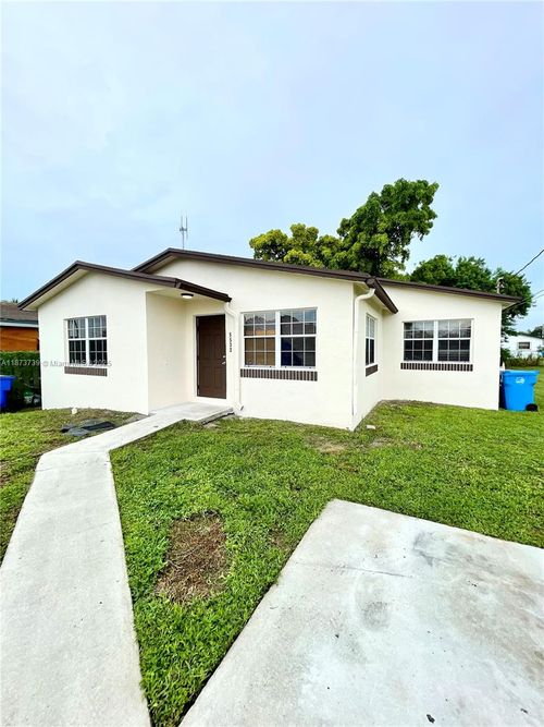 5532 Sw 22nd St, West Park, FL, 33023-3124 | Card Image