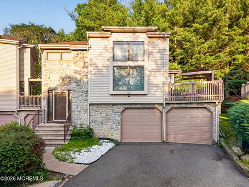 12 Periwinkle Ct, East Brunswick, NJ, 08816-2783 | Card Image