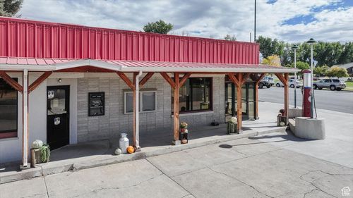 8990 S 0200 W, Paradise, UT, 84328 | Card Image