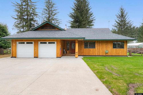 9417 Long Run Dr, Juneau, AK, 99801-8809 | Card Image