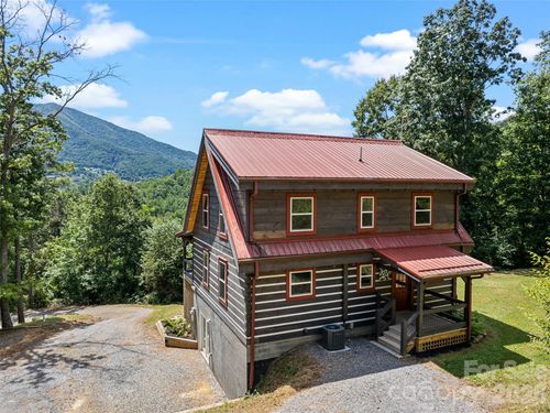 785 Orion Davis Rd, Waynesville, NC, 28786-7815 | Card Image
