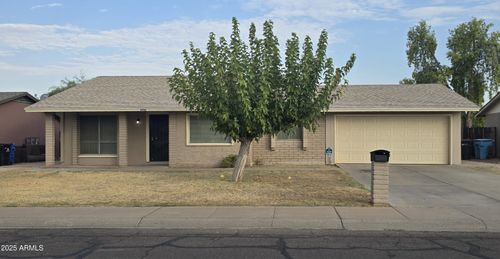 7752 W Flower St, Phoenix, AZ, 85033-4945 | Card Image