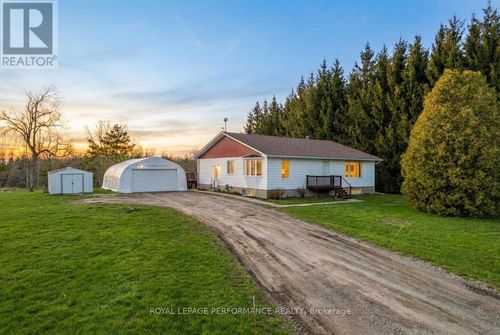 20276 Maple Rd, Williamstown, ON, K0C2J0 | Card Image