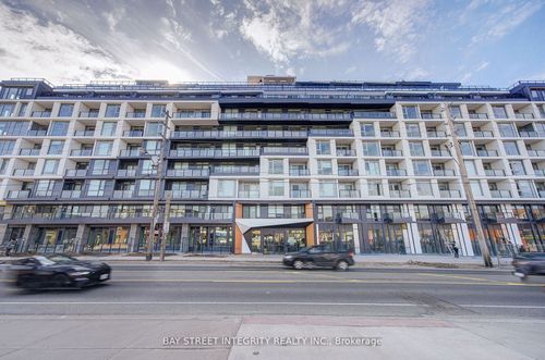 205-556 Marlee Ave, North York, ON, M6B0B1 | Card Image