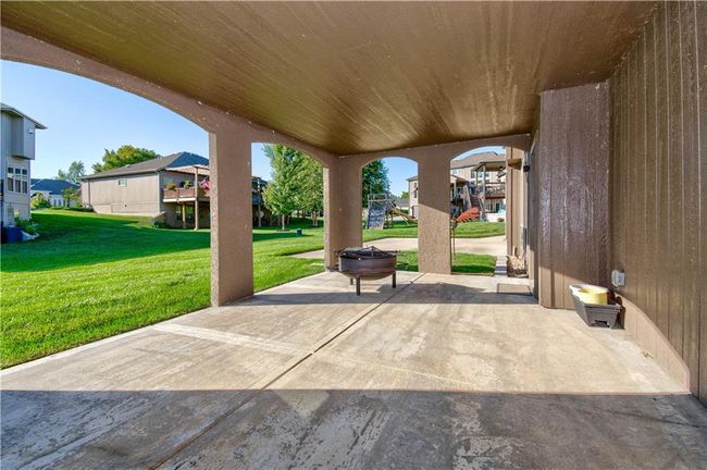 4500 Sw Aft Dr, House other with 4 bedrooms, 4 bathrooms and null parking in Lee's Summit MO | Image 8