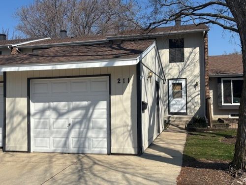 211 Applewood Ln, Bloomingdale, IL, 60108-2101 | Card Image
