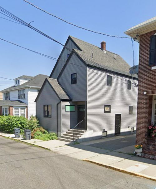 2-7 Laird Pl, Cliffside Park, NJ, 07010-1244 | Card Image