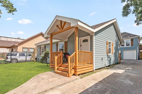 5227 Lawndale St, Houston, TX, 77023-3738 | Card Image