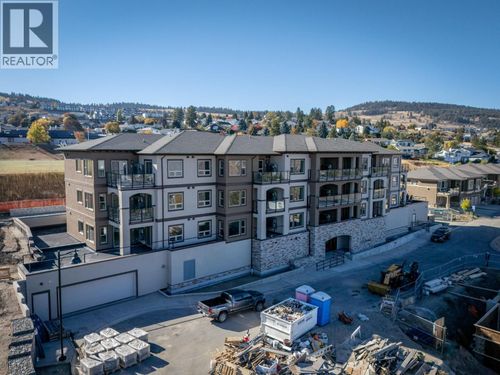 201-2171 Van Horne Dr, Kamloops, BC, V1S0E2 | Card Image