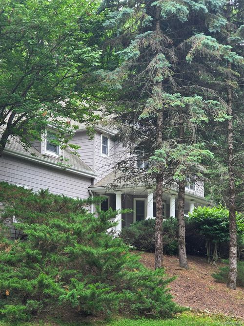 170 Watch Hill Road, Cortlandt, NY, 10567 | Card Image