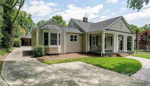 327 Marsh Rd, Charlotte, NC, 28209-1842 | Card Image