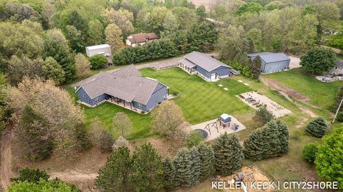 2263 136th Ave, Dorr, MI, 49323-9539 | Card Image