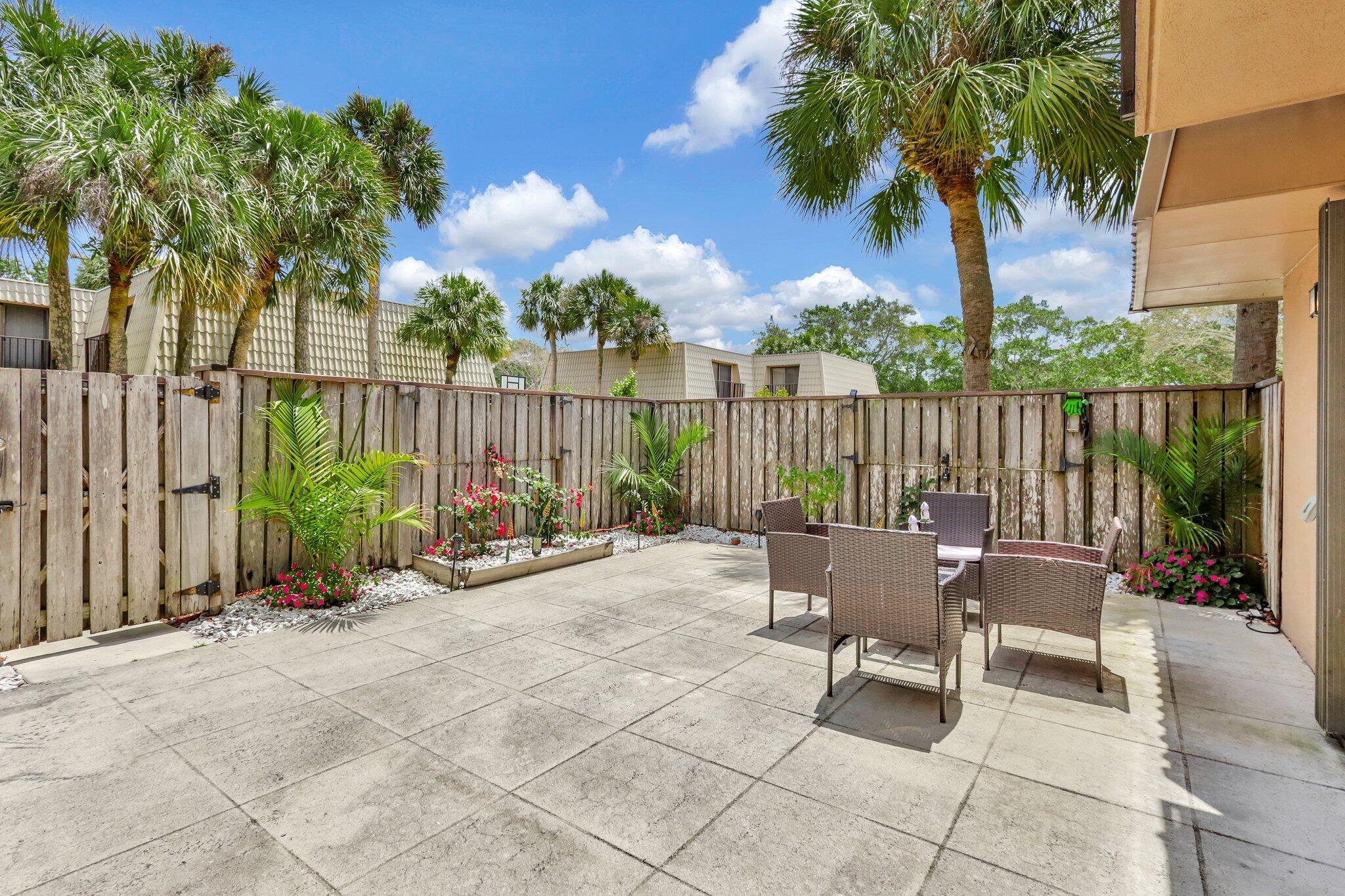 Residential Lease in West Palm Beach 4