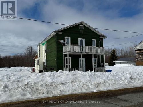 708 Edward Ave, Holtyre, ON, P0K1C0 | Card Image