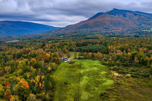 818 Danby Hill Rd, Danby, VT, 05739-9691 | Card Image