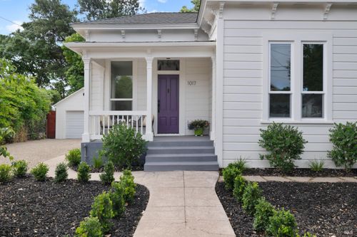 1017 Charter Oak Ave, Saint Helena, CA, 94574-1315 | Card Image