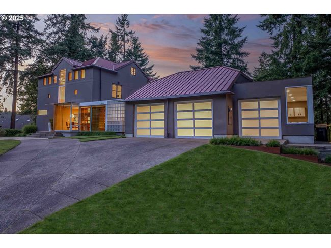 693 Terrace Dr, House other with 4 bedrooms, 4 bathrooms and 5 parking in Lake Oswego OR | Image 44
