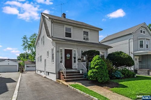 113 Harrison St, Bloomfield, NJ, 07003-6012 | Card Image