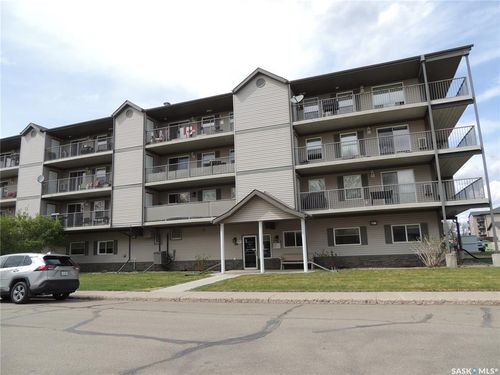 407-701 Henry Street, Estevan, SK, S4A2B7 | Card Image