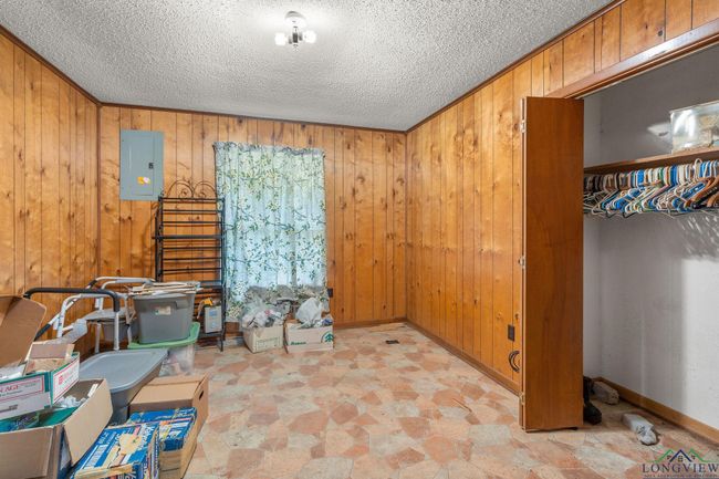 8103 Us Highway 259 N, House other with 4 bedrooms, 3 bathrooms and null parking in Omaha TX | Image 27