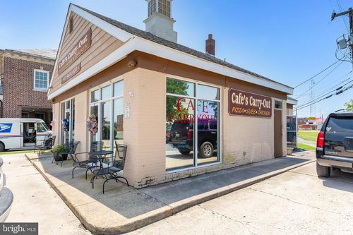 98 N 4th St, CRISFIELD, MD, 21817-1343 | Card Image