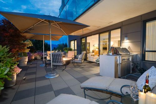 302-4427 Cambie Street, Vancouver, BC, V5Z2Y8 | Card Image