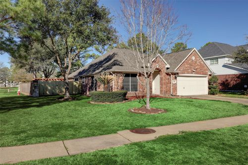 8903 Aberdeen Park Dr, Houston, TX, 77095-3775 | Card Image