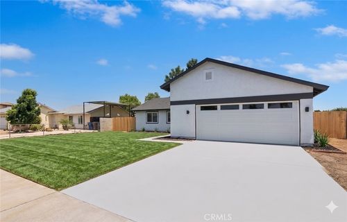 6940 Keating Dr, Riverside, CA, 92503-1151 | Card Image